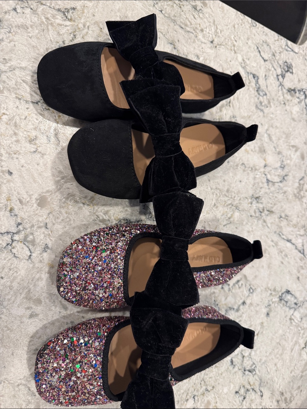 Girls' Glitter and Black Bow Ballet Flats size 13